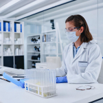 Farmaci, l'AIFA accelera: tempi di valutazione scesi a quattro mesi
